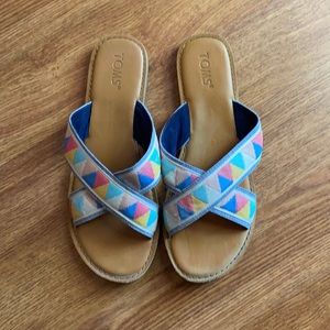 Tom's sandals